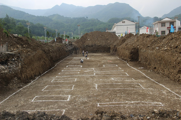 基坑放线现场