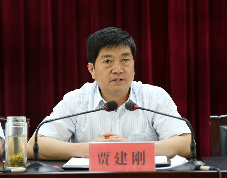 首页 镇安热点资讯 > 镇安县省级卫生县城复审工作推进会召开 副县长