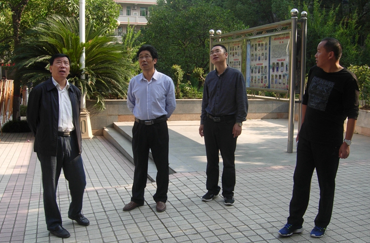 镇安中学领导和教师赴安康中学,旬阳中学参观学习