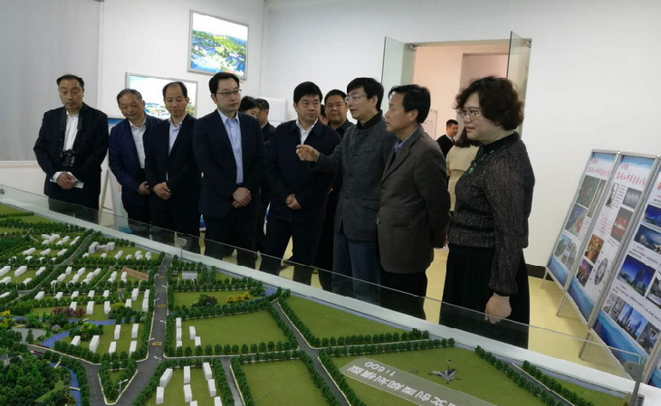 参观文旅产业求雨山文创园